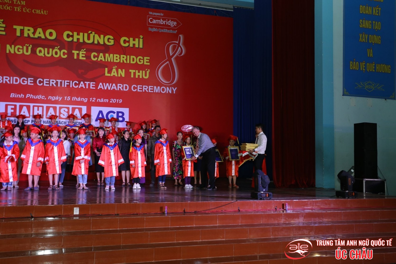 Lễ trao chứng chỉ Anh ngữ Quốc tế Cambridge lần thứ 8/2019