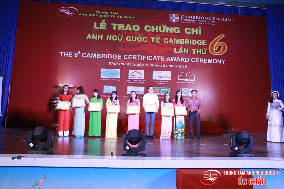 Lễ trao chứng chỉ Anh ngữ quốc tế Cambridge lần thứ 6 năm 2018